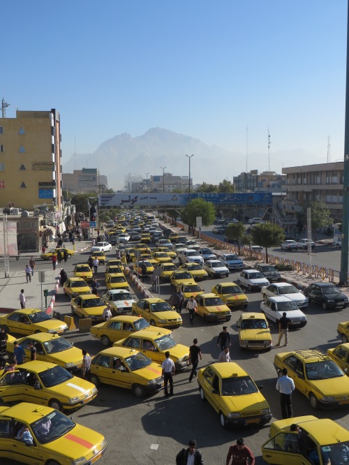Von der leicht chaotischen Stadt Kermanshah...