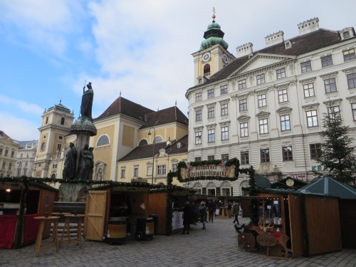 Die Stadt mit der vermutlich höchsten Weihnachtsmarktdichte der Welt: Wien!